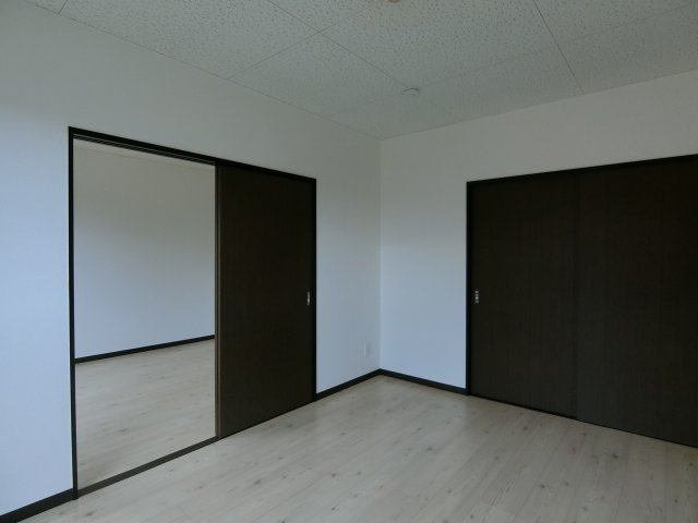 アロサールA棟の収納