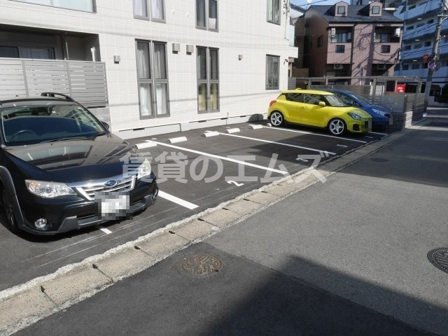 【駐車場】 | ヘーベルメゾン麦野 | ヘーベルメゾン麦野の駐車場