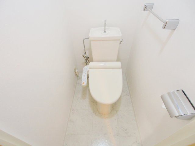 日宝ポニクレール府中のトイレ