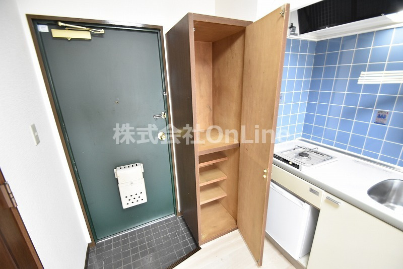 東大阪市足代北１丁目の賃貸マンションの収納