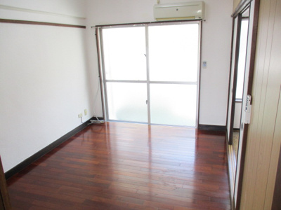 【洋室】 | 知念住宅B棟