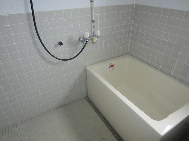 フモトハイツの浴室