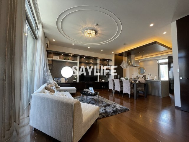 セイワパレス玉造の居間・リビング