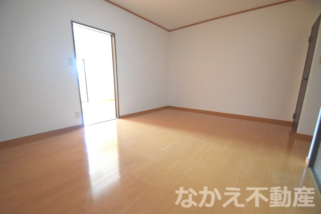 【居間・リビング】 | ゆったり過ごせるリビングです