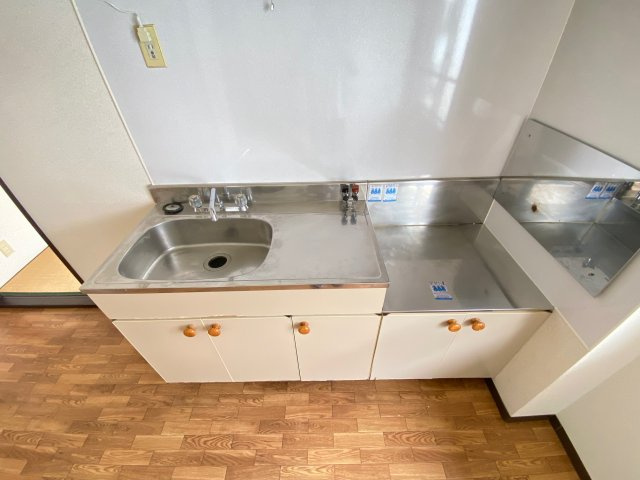 沼善ハイツのキッチン