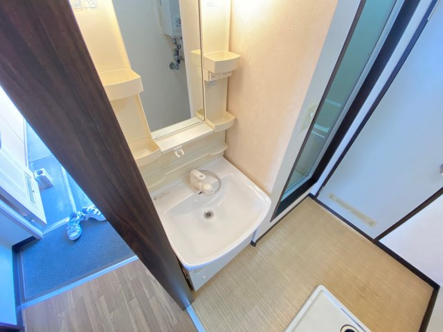 沼善ハイツの洗面所