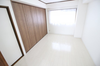 【洋室】 | エレガンス・テンヨー | 洋室6.0帖