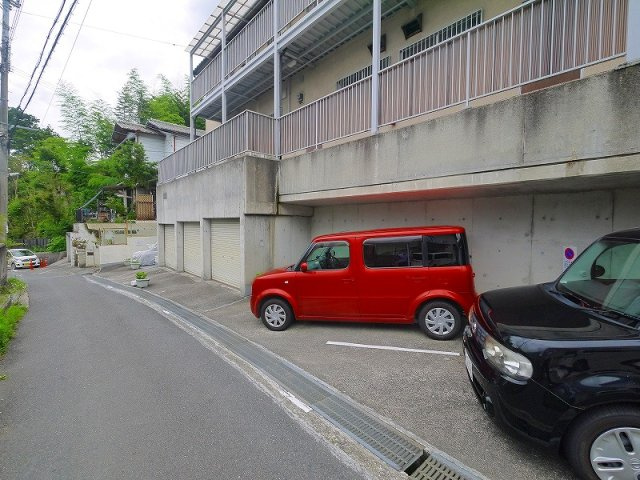 ハイツゆめが丘の駐車場