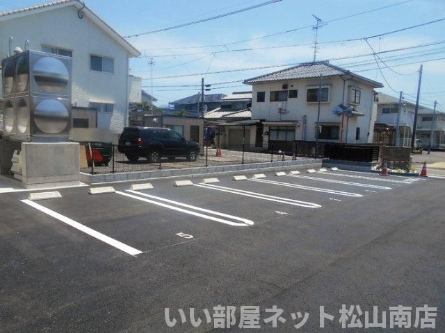 【駐車場】 | フェリエⅤ
