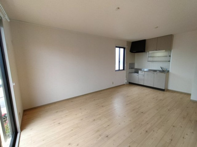 【居間・リビング】 | ヴェル　フレール　C棟