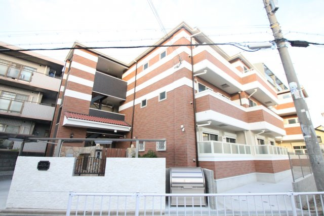 グランオリオン柏田東町の外観