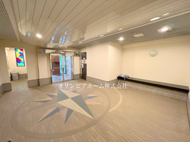 アルシェ菊川　空き室　8階　角　部屋　菊川駅5分のエントランス