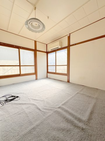 シャトー岸町の和室