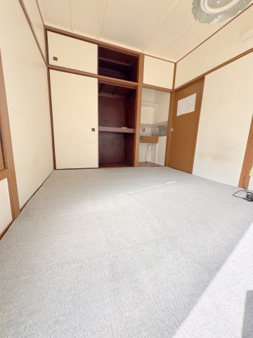 シャトー岸町の和室