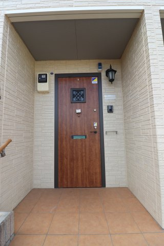 レコルトCの玄関