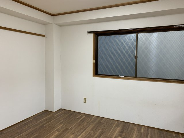 【寝室】 | シャトルハリマ
