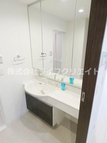 YamazakiSekiyuBLDの洗面所
