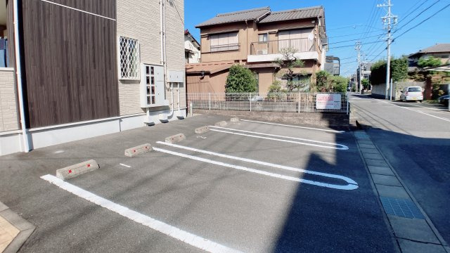 サン　フィオーレの駐車場