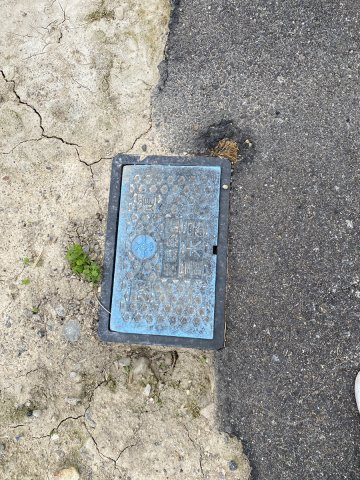 揖保郡太子町矢田部／売土地の前面道路含む現地写真