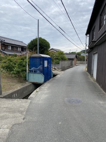 揖保郡太子町矢田部／売土地の前面道路含む現地写真
