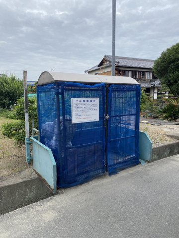 揖保郡太子町矢田部／売土地の前面道路含む現地写真