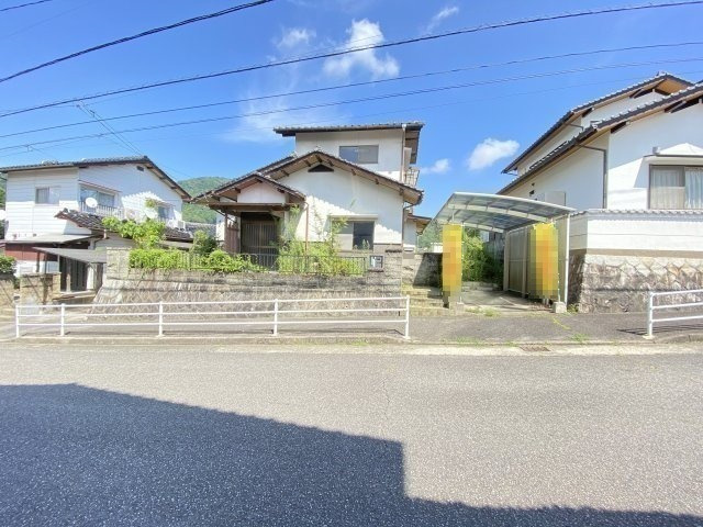 売土地　　あさひが丘9丁目の前面道路含む現地写真