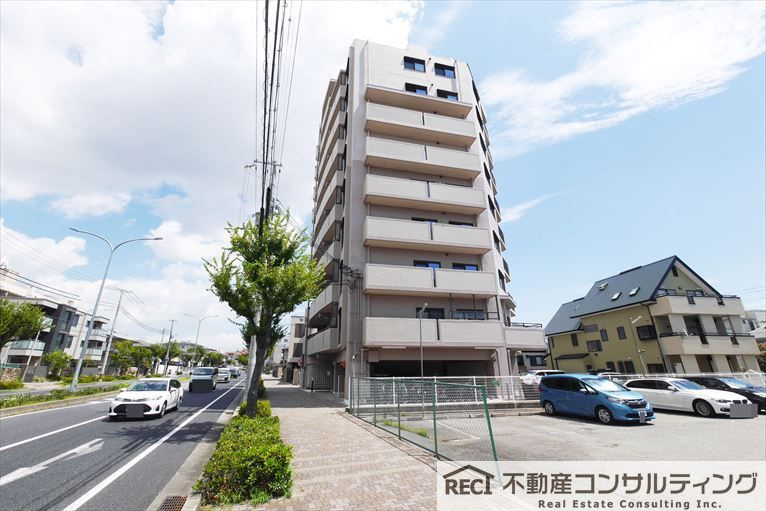ドルチェ森北の駐車場