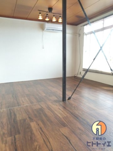 コーポSUBARUの洋室