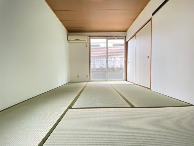 ハイツ向陽の和室