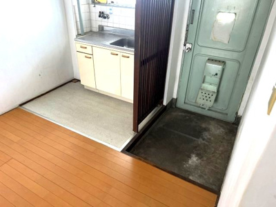 【玄関】 | 三楽レジデンス