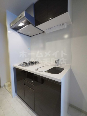 【キッチン】 | エステムコート難波WEST-SIDE7グローブ | 2口コンロキッチンです