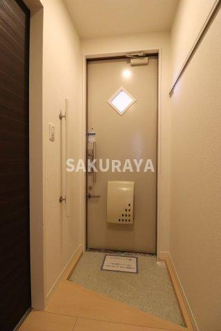 グランフルールの玄関|2022年撮影。現況と異なる場合がございます。