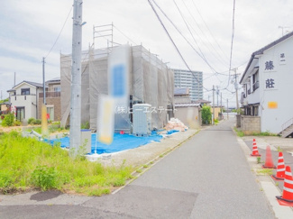 【前面道路含む現地写真】