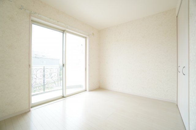 【洋室】 | Dame Blanche | ※同物件・反転タイプの写真です。