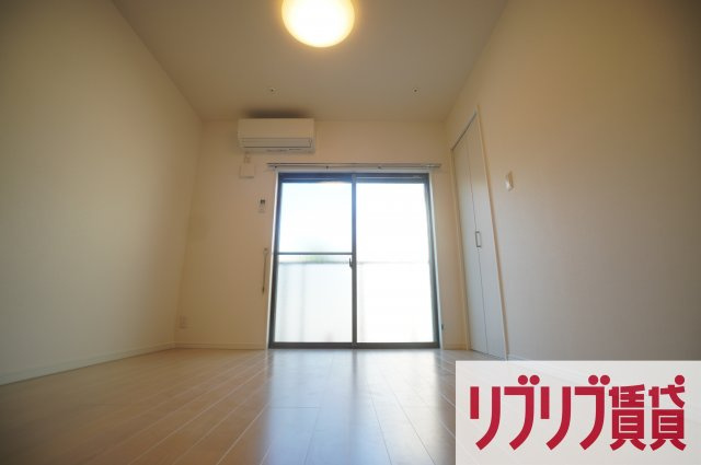 グランダ千葉の寝室