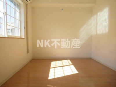 【寝室】 | メゾン・ド・ソレイユ（鴻池新田賃貸） | 洋室です