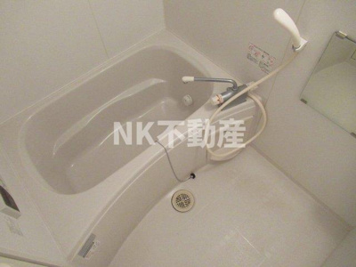 【浴室】 | メゾン・ド・ソレイユ（鴻池新田賃貸） | お風呂です