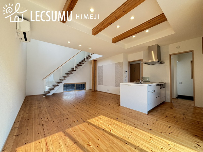 姫路市野里上野町1丁目／中古戸建の居間・リビング