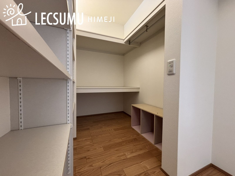 姫路市野里上野町1丁目／中古戸建の収納