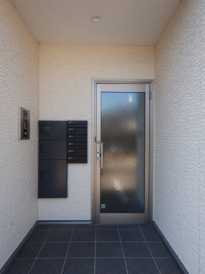 【エントランス】 | クレストコートＡ | 松島　クレストコートA　1LDK　エントランス