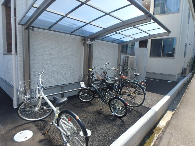クレストコートＡのその他共用部分|松島　クレストコートA　1LDK　駐輪場