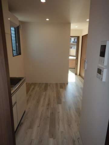 クレストコートＡの居間・リビング|松島　クレストコートA　1LDK　居室・リビング