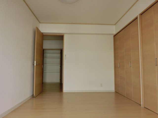 シンエーハイツ千種| 名古屋市の賃貸ならMy賃貸の洋室|シンエーハイツ千種