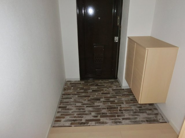 シンエーハイツ千種| 名古屋市の賃貸ならMy賃貸の玄関|シンエーハイツ千種