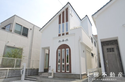 【外観】 | 海老名市国分寺台1丁目  新築戸建て　全2棟　【仲介手数料無料】 | 建物完成しました！！内見可能です♪
