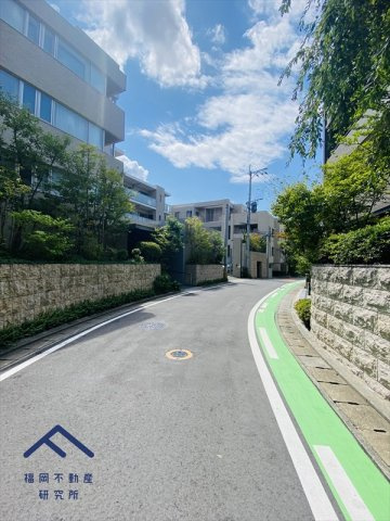 ベルコリーヌ平尾の周辺