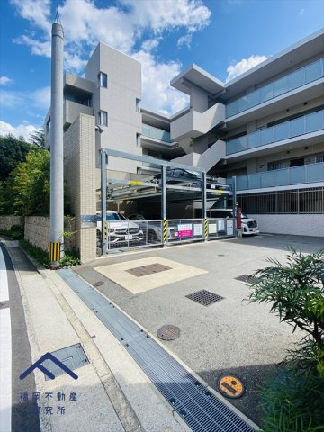 ベルコリーヌ平尾の駐車場