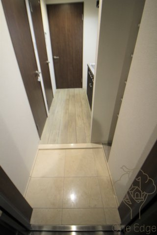 NUI南森町の玄関