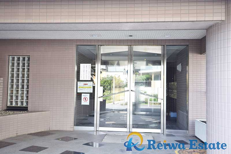 エルマール茅ヶ崎のエントランス