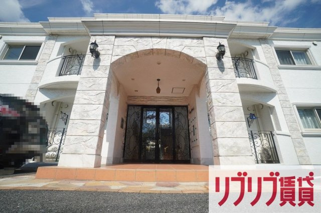 Dame Blanche (ダム ブランシェ）～白い貴婦人～のエントランス